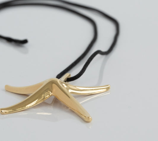 Elsa Peretti for Tiffany & Co 18K Starfish - Premium Necklace from All The Best Vintage - Just $2700! Shop now at All The Best Vintage