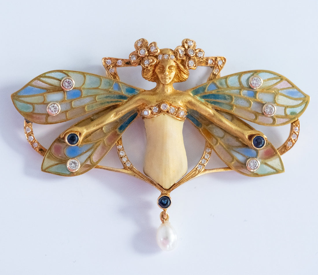 Why a Vintage Enamel Brooch Still Matters