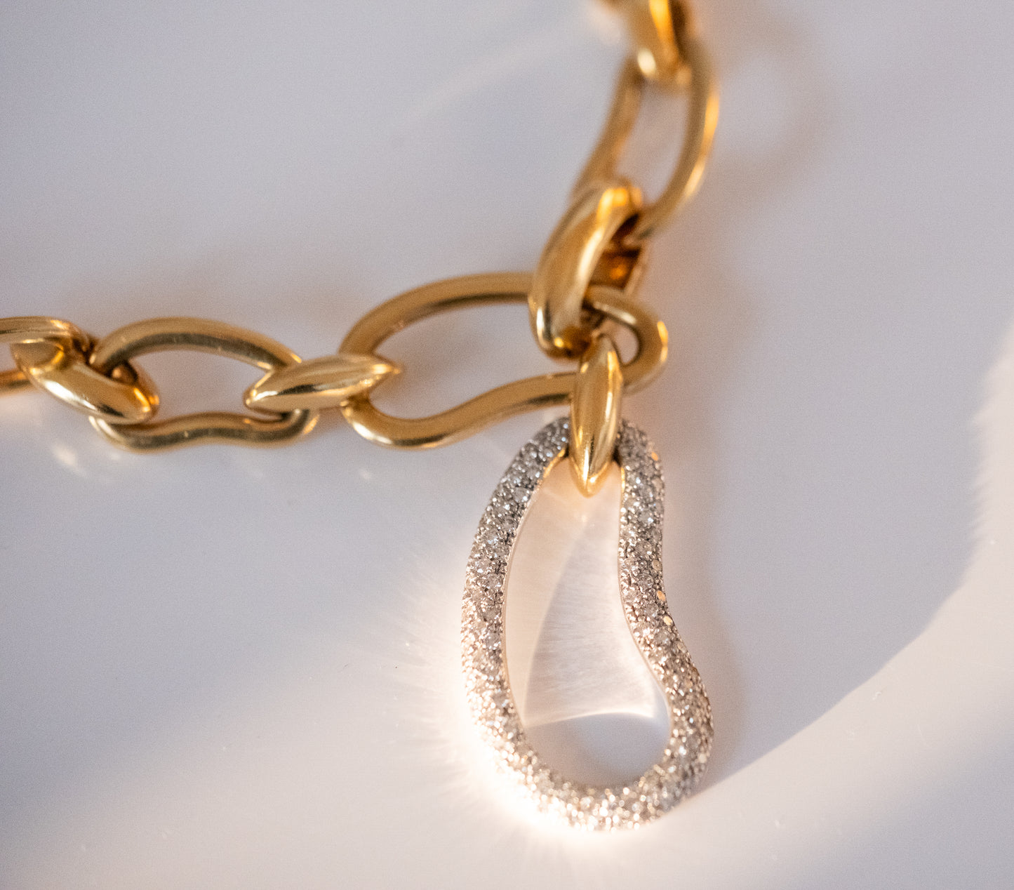 Pomellato Paisley Necklace 18K Gold with Gorgeous Diamond Link