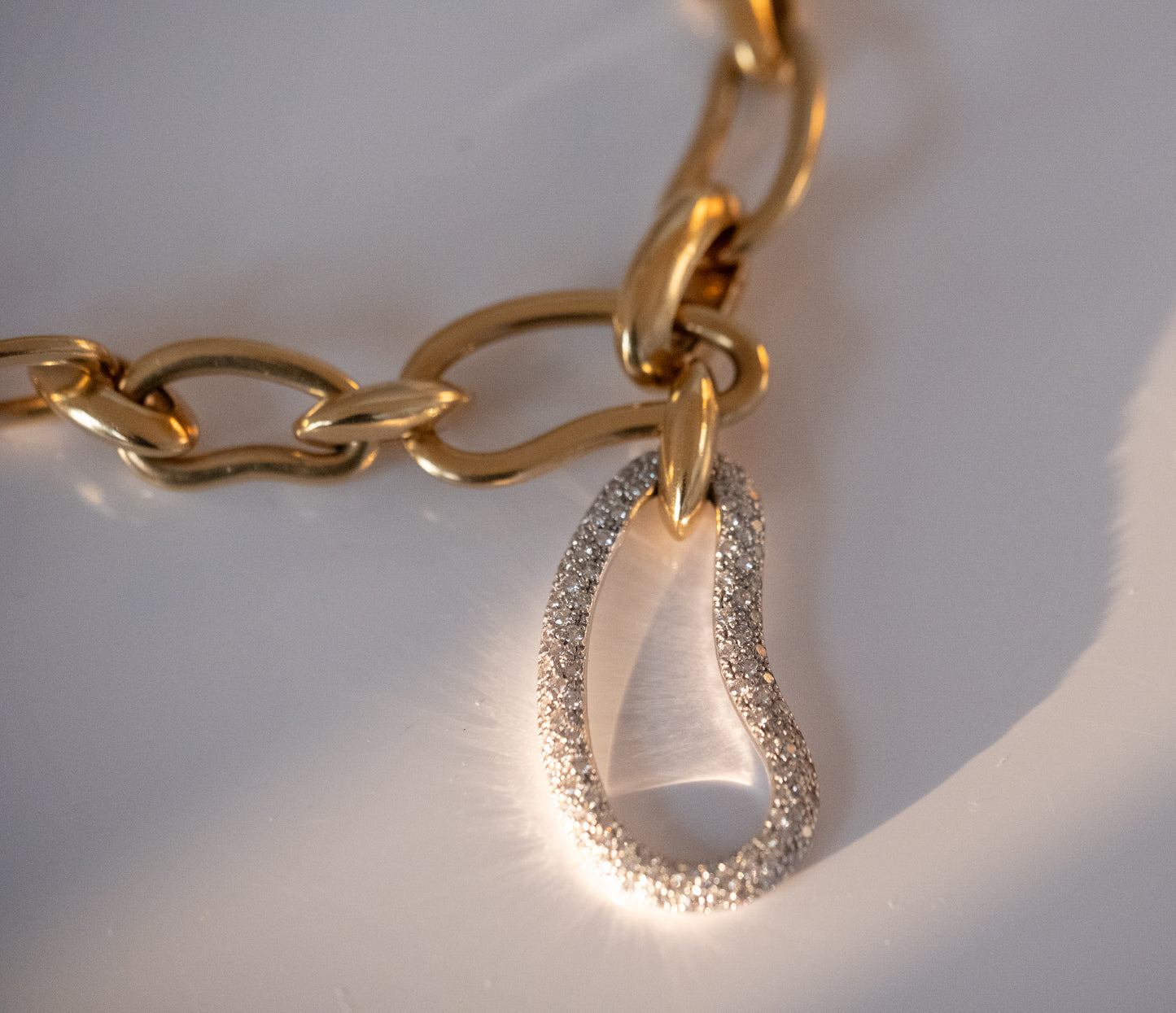 Pomellato Paisley Necklace 18K Gold with Gorgeous Diamond Link