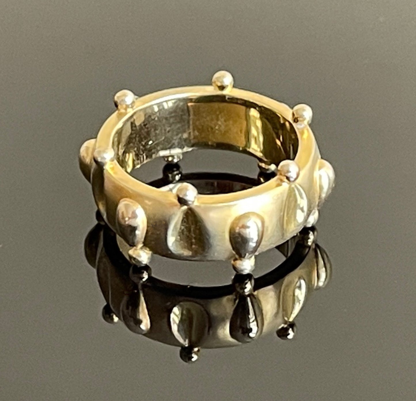Elizabeth Showers Vintage 18K Gold Band - Size 6 - Premium  from All The Best Vintage - Just $795! Shop now at All The Best Vintage
