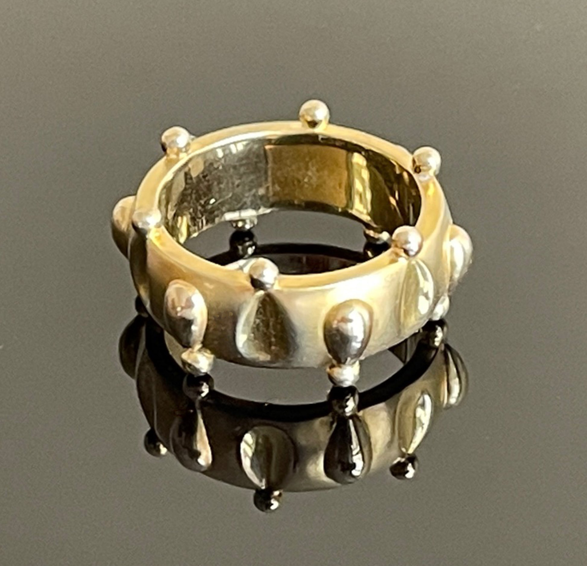 Elizabeth Showers Vintage 18K Gold Band - Size 6 - Premium  from All The Best Vintage - Just $795! Shop now at All The Best Vintage